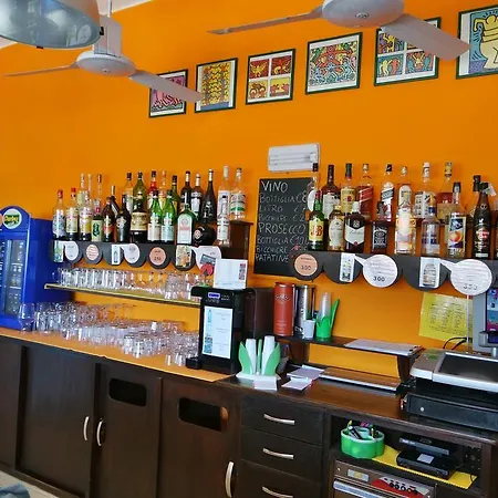 蒂拉诺酒店 酒店 3*