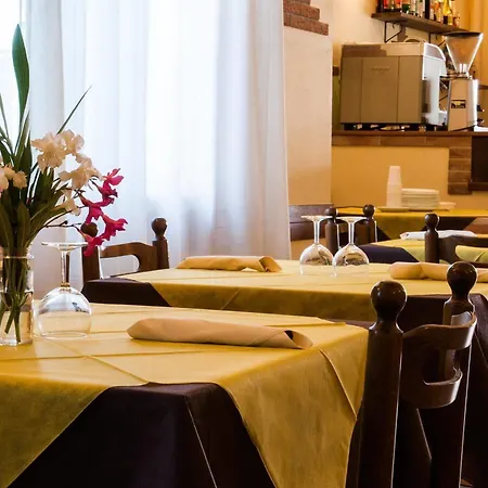 Hotel Cerrano 3*