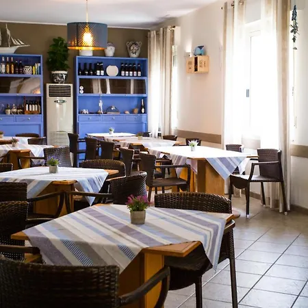 Hotel Cerrano 3*