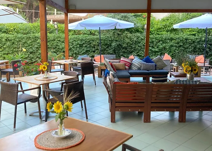 Отель Cerrano Сильви-Марина