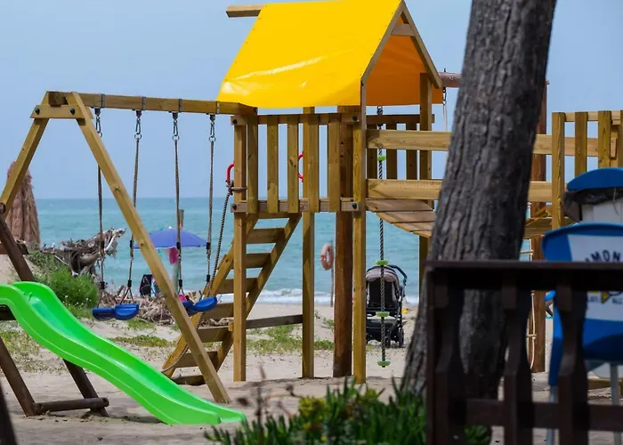 Отель Cerrano Сильви-Марина